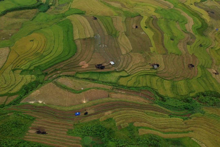 Top View Long Exposure Drone Photo of Phu Dong Six Way Int…